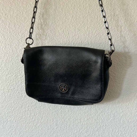 Tory Burch Black Leather Chain Strap Emerson Saffiano Crossbody Bag - Picture 3 of 9